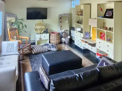 Casa en Venta en San Nicolas de los Arroyos, USD 210.000