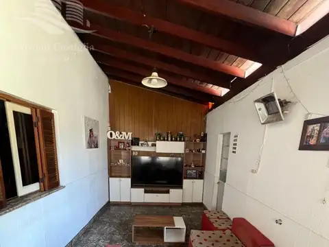 Mateo echegaray  al 5200