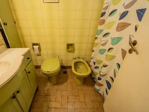 ESCUCHAN OFERTAS Casa lote propio - V. Martelli