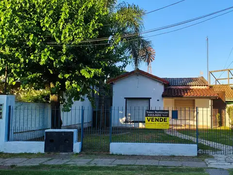 Casa Chalet  en Venta en Pablo Nogues, Malvinas Argentinas, G.B.A. Zona Norte