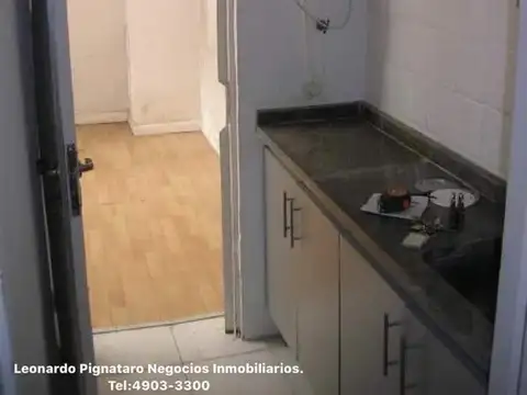 Av.        Hipolito Yrigoyen al 4100