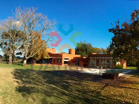 Venta/ Oportunidad Importante Chacra en Altamira.