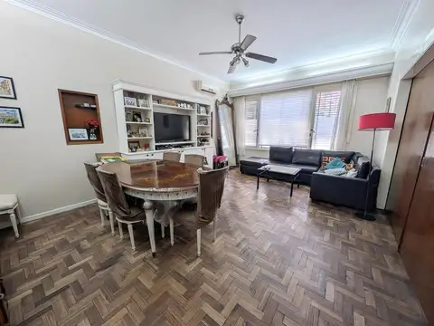 Casa 4 ambientes con 3 baños