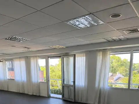 Oficina 100m2 - San Isidro