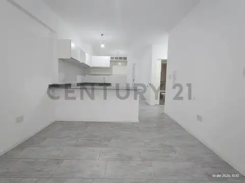 Avenida San Juan 2400, Piso 1