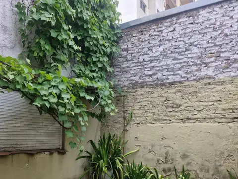 Depto Tipo Casa en Alquiler en Remedios De Escalada, $ 740.000