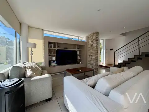 Casa en Venta en Barrio Bosque Peralta Ramos, USD 255.000