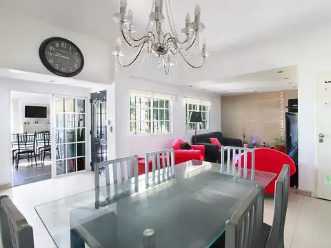 Depto Tipo Casa en Venta de 4 ambientes