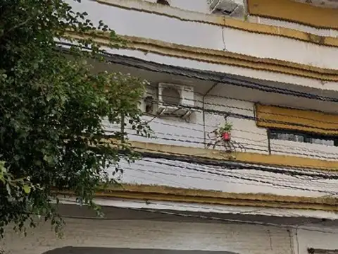 COCHERA CUBIERTA FIJA EN VENTA – OLIVOS