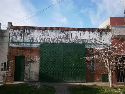 Terreno en Venta en Villa Dominico, USD 285.000