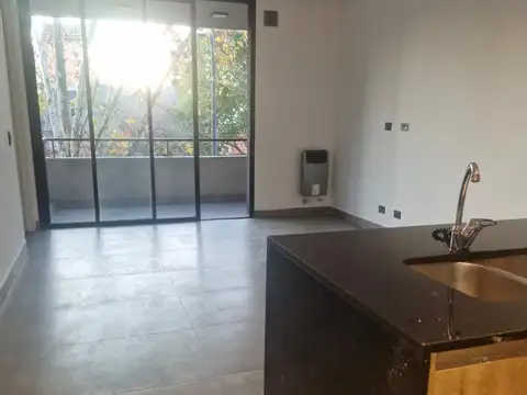Simbrón 4300, Piso 2