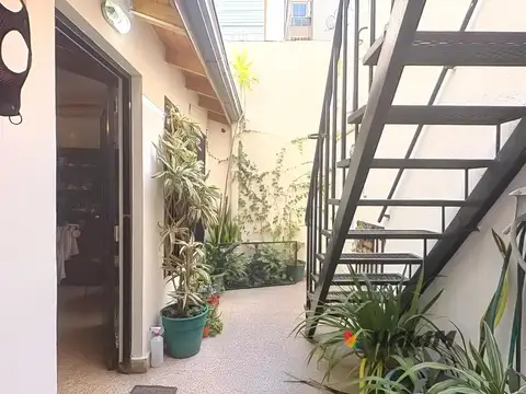Depto Tipo Casa en Venta al Este