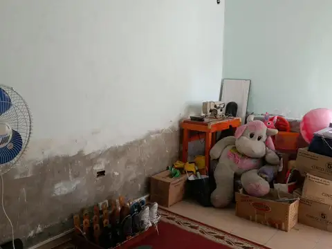 Casa 3 amb con fondo + depto 2 amb - José León Suárez venta
