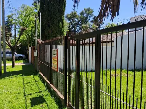 Terreno con mejoras en Del Viso