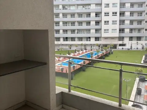 VENTA DEPARTAMENTO 2 AMBIENTES CON COCHERA Canning Center.