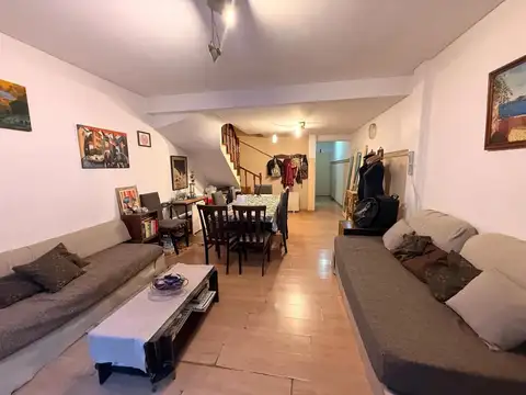 Luis Viale 1700