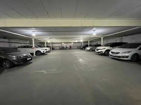 Cochera en Alquiler con acceso Horizontal