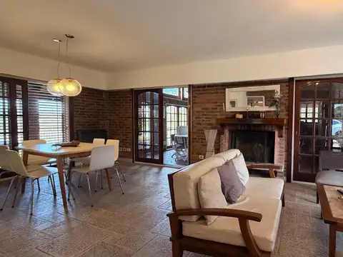 Casa en Venta en Pilar Del Lago, USD 240.000