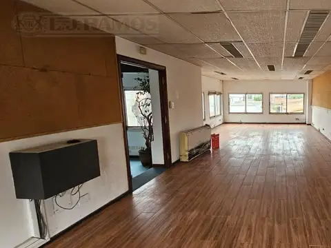 Galpon en Alquiler en Carapachay, USD 12.000