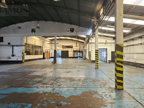 Galpon en Alquiler en Carapachay, USD 12.000