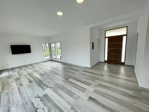 Casa en Venta en Santa Irene, USD 220.000