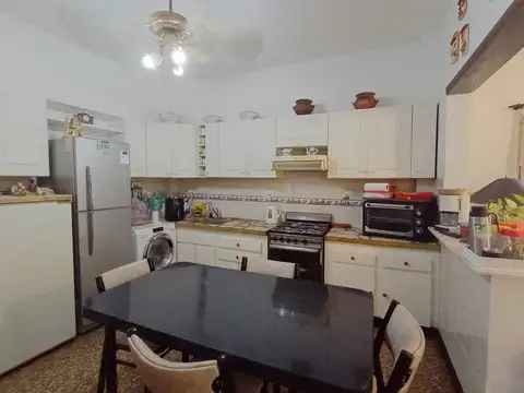 Casa en Venta en Isidro Casanova, USD 100.000