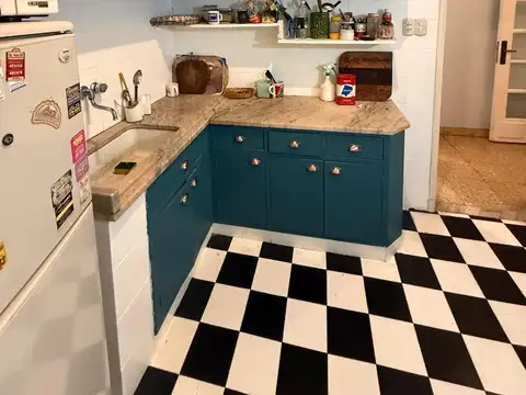 Venta 4 amb. con Dependencia Zona Torreón