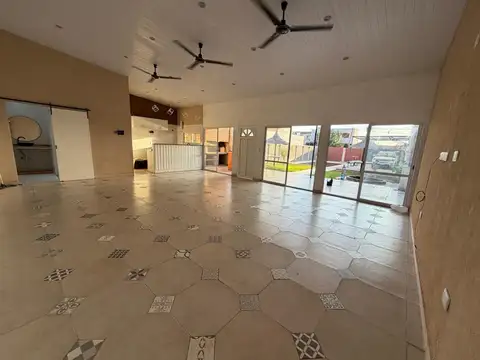 Casa Monoambiente con 1 baño