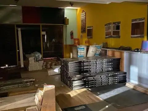 Galpon en Venta 36  mts Fondo