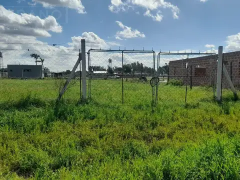 Venta Terreno de 1500 m2 en barrio parque Los Robles, Exaltación de la Cruz