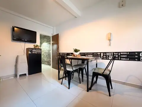 Depto Tipo Casa en Venta con 1 cocheras
