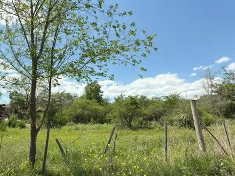 Terreno en Venta en Villa Parque Siquiman, USD 17.000