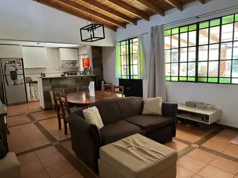 VENTA CASA 3 AMBIENTES PILETA PILAR