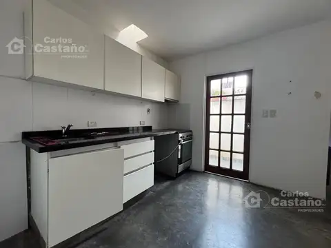 Depto Tipo Casa 3 ambientes con 1 baño