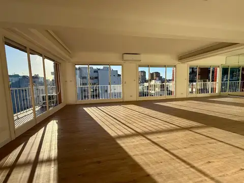 Departamento en Alquiler de 4 dormitorios