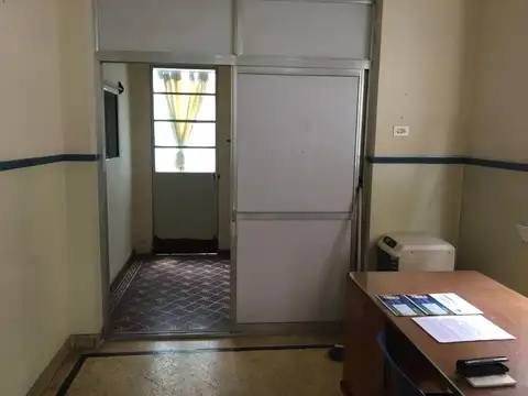 Depto Tipo Casa en Venta en Moron Sur, USD 115.000