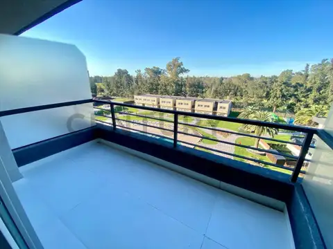 VENTA MONOAMBIENTE CON COCHERA | VISTA AL GOLF Y PILETA | RENATA GOLF