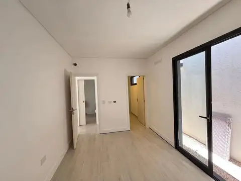 Depto Tipo Casa 3 ambientes con 2 baños