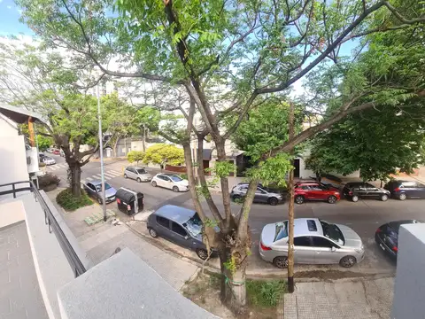 Navarro 3500, Piso PB