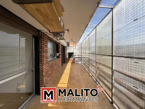 PH 3 AMBIENTES CON PATIO Y BALCÓN