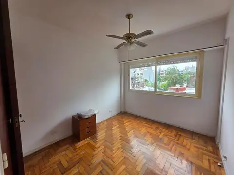 Departamento en Alquiler en Flores, $ 700.000