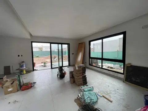 Casa en Venta en Mayor Drummond, USD 190.000