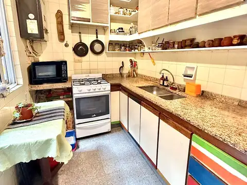 Ángel Gallardo 800, Piso PB