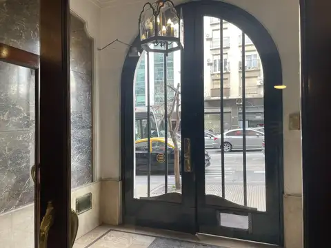 Cordoba y Reconquista | Lindísimo Edificio | Excelente Estado | Apto Vivienda u Oficina