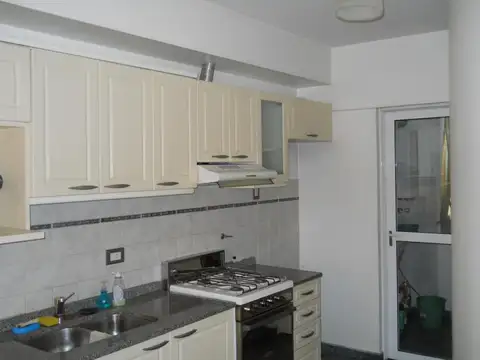 Departamento en Alquiler de 6 ambientes