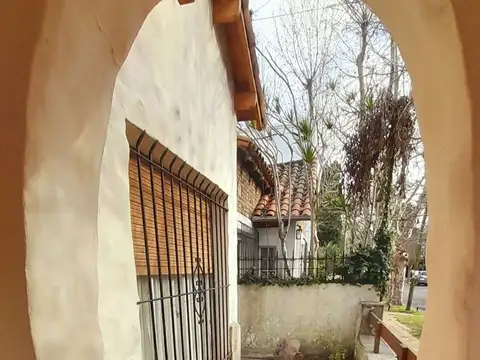 Casa en Alquiler en Florida Mitre/Este, $ 1.950.000