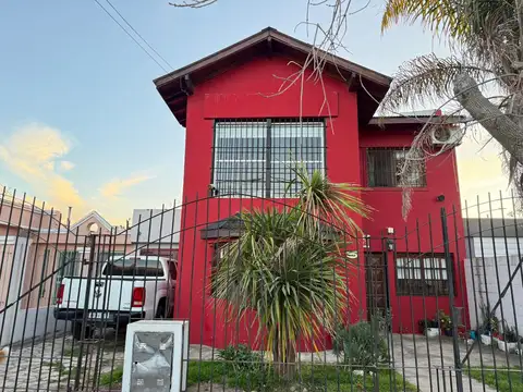 CASA EN VENTA CAMPANA