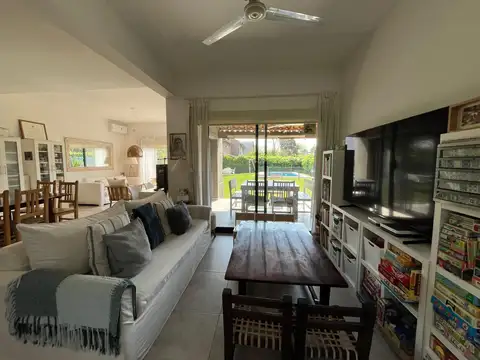 Casa en Venta en Bella Vista, USD 360.000