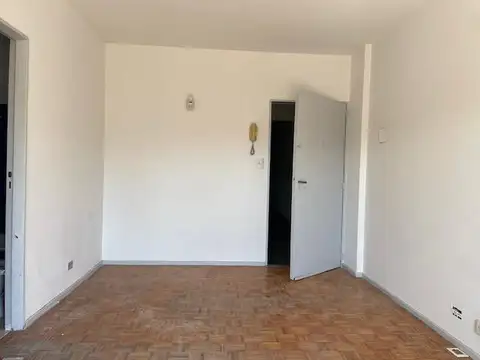 Av Córdoba 2800, Piso 8