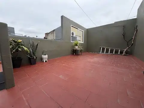 VENTA PH A NUEVO PATIO Y TERRAZA 145m2 FLORESTA
